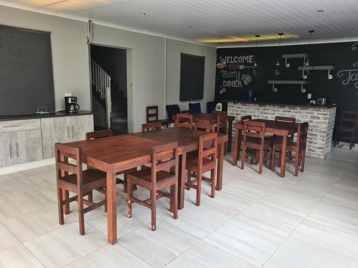 Berry Lane Guesthouse Kroonstad Εξωτερικό φωτογραφία