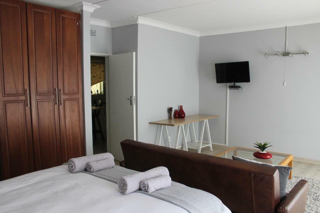 Berry Lane Guesthouse Kroonstad Εξωτερικό φωτογραφία